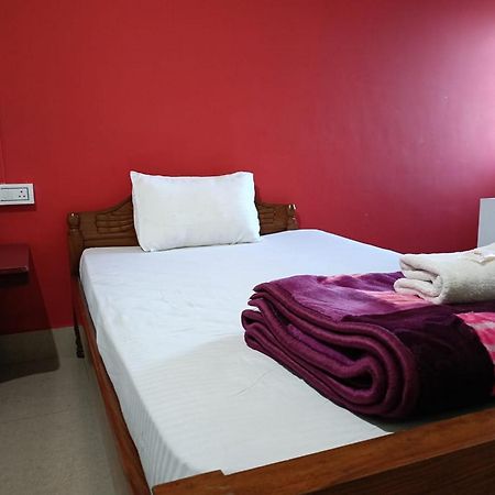 Hotel Bhargav Guwahati Buitenkant foto