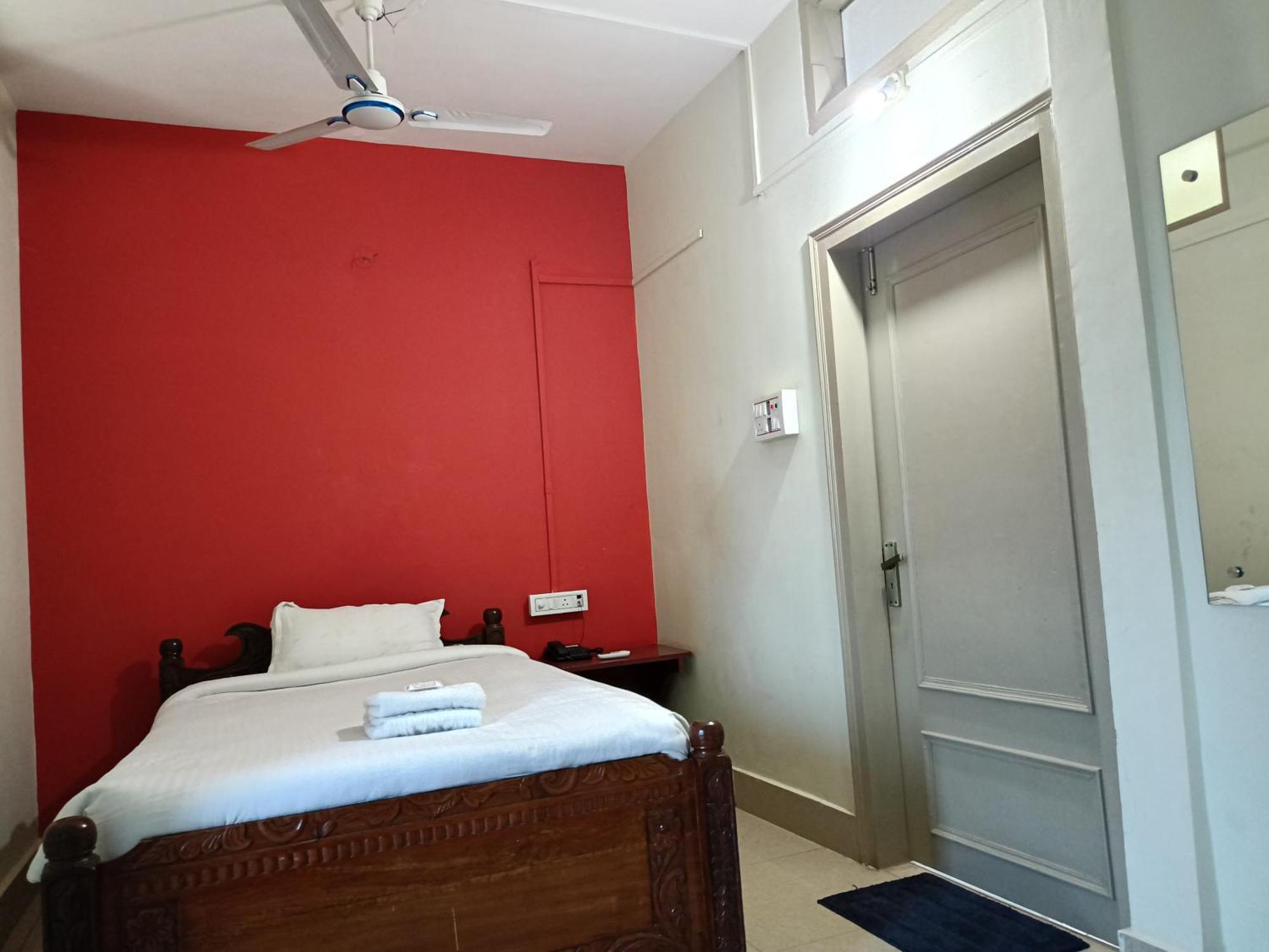 Hotel Bhargav Guwahati Buitenkant foto