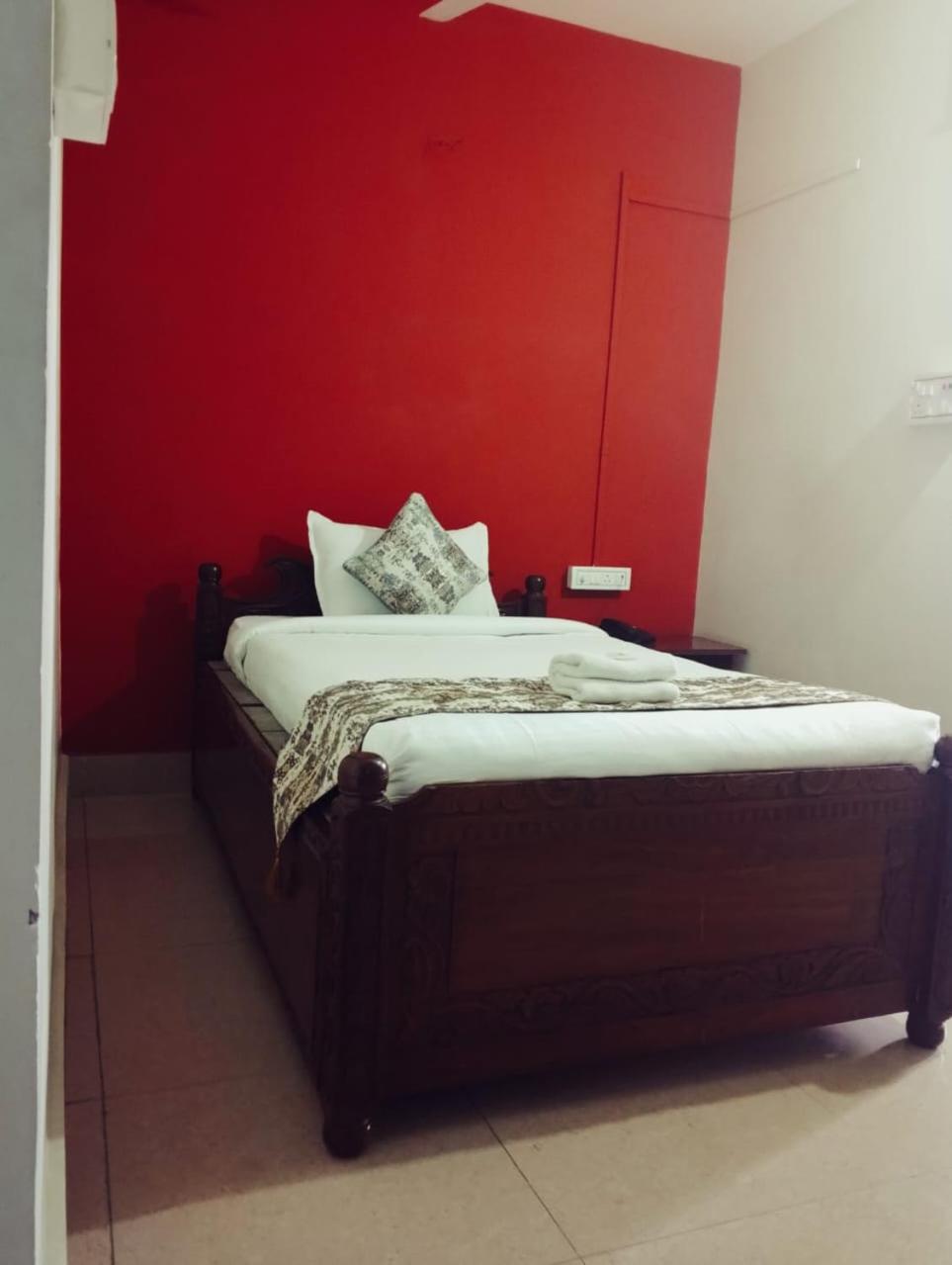 Hotel Bhargav Guwahati Buitenkant foto