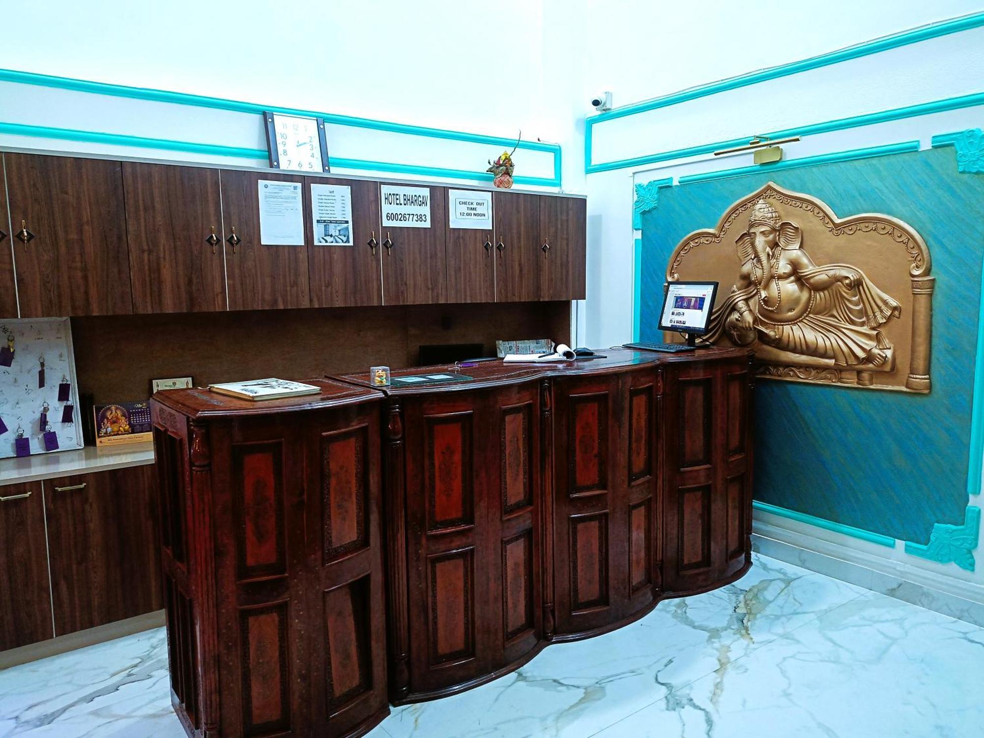 Hotel Bhargav Guwahati Buitenkant foto